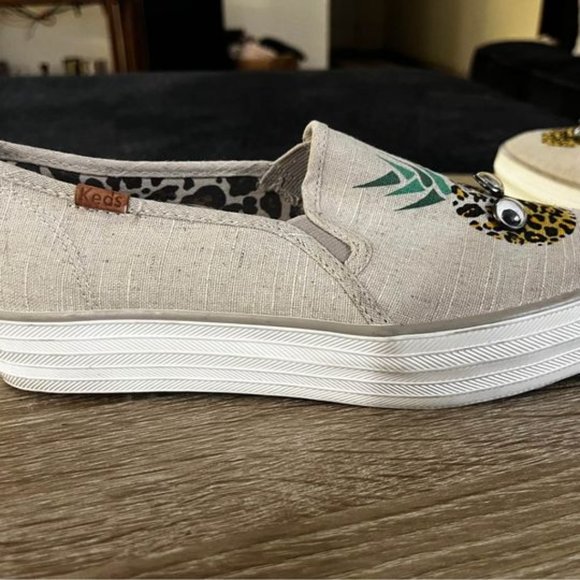 Keds Triple Decker Linen Pineapple Googly Eye Slip-On Platform Sneakers - Picture 4 of 6